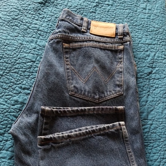 wrangler rugged jeans